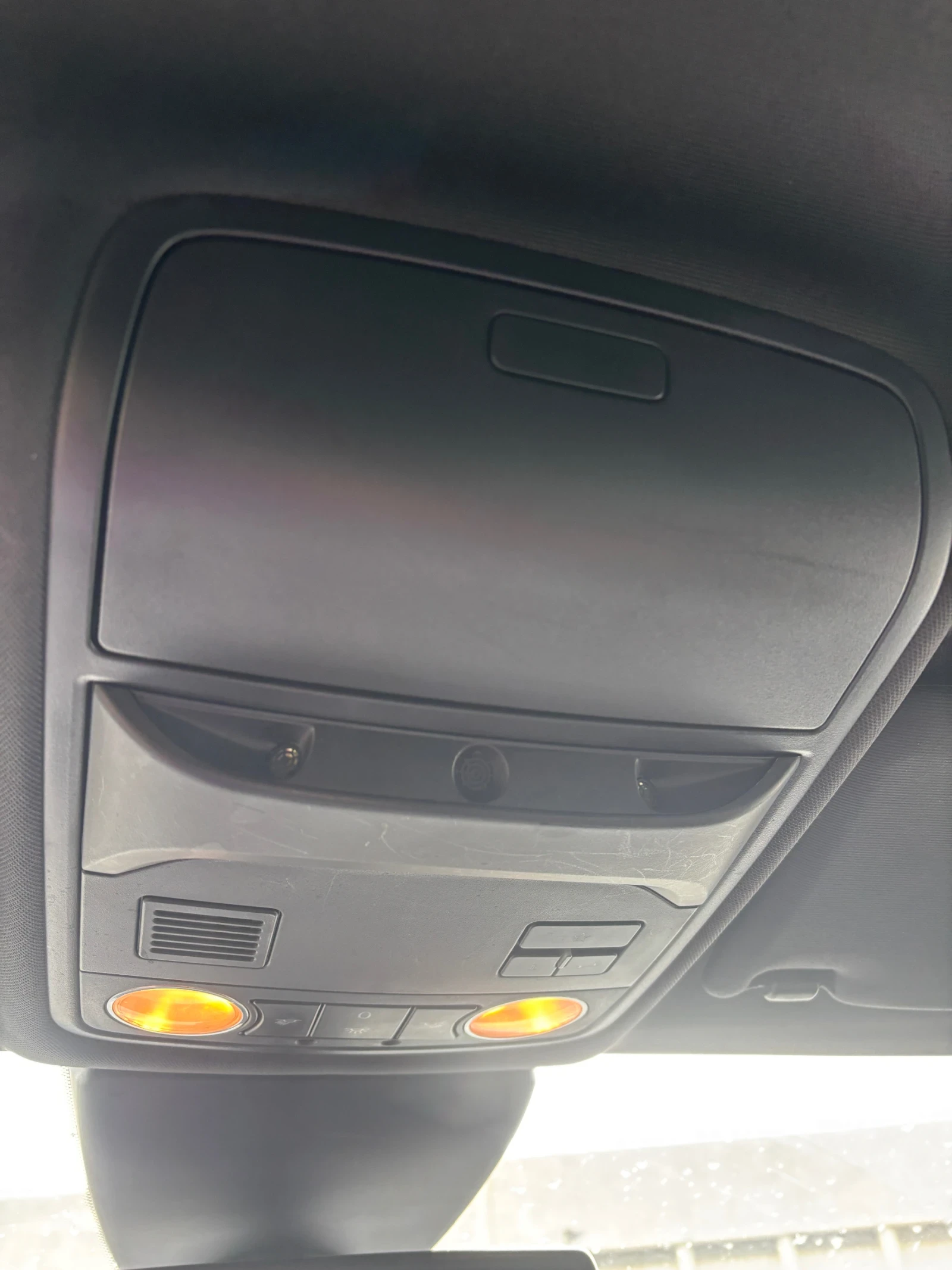 VW Tiguan R-line, снимка 17 - Автомобили и джипове - 54582399