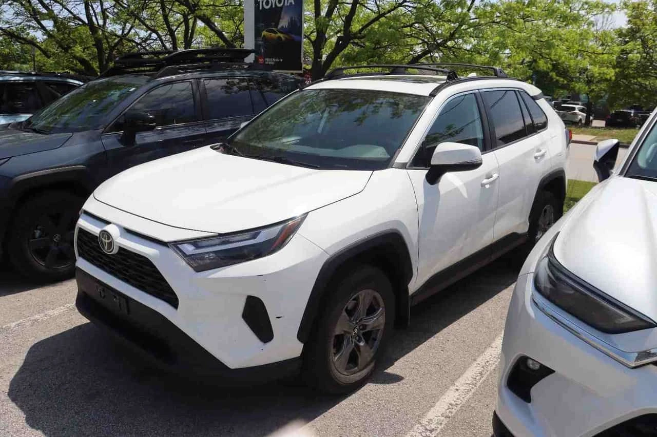 Toyota Rav4 * XLE * CARFAX * ПРЕДСТАВИТЕЛСТВО * ПОДГРЕВИ, снимка 2 - Автомобили и джипове - 54711015