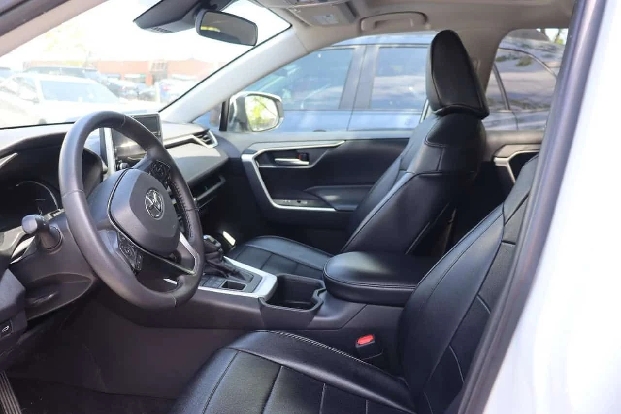 Toyota Rav4 * XLE * CARFAX * ПРЕДСТАВИТЕЛСТВО * ПОДГРЕВИ, снимка 5 - Автомобили и джипове - 54711015