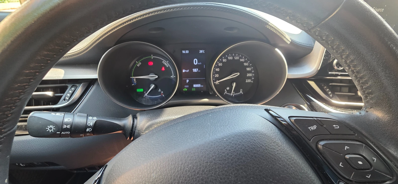 Toyota C-HR, снимка 9 - Автомобили и джипове - 54953678