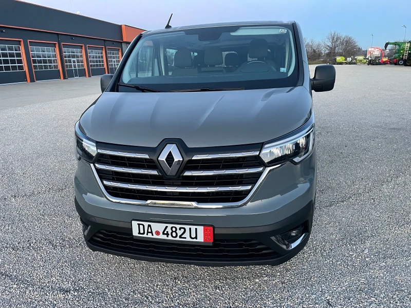 Renault Trafic, снимка 8 - Бусове и автобуси - 52876278