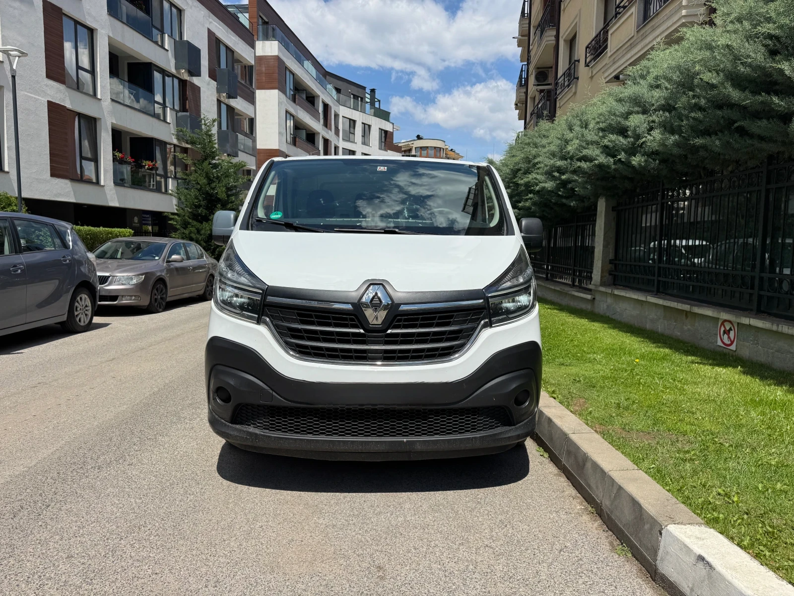 Renault Trafic 3 - 2020г Климатик
