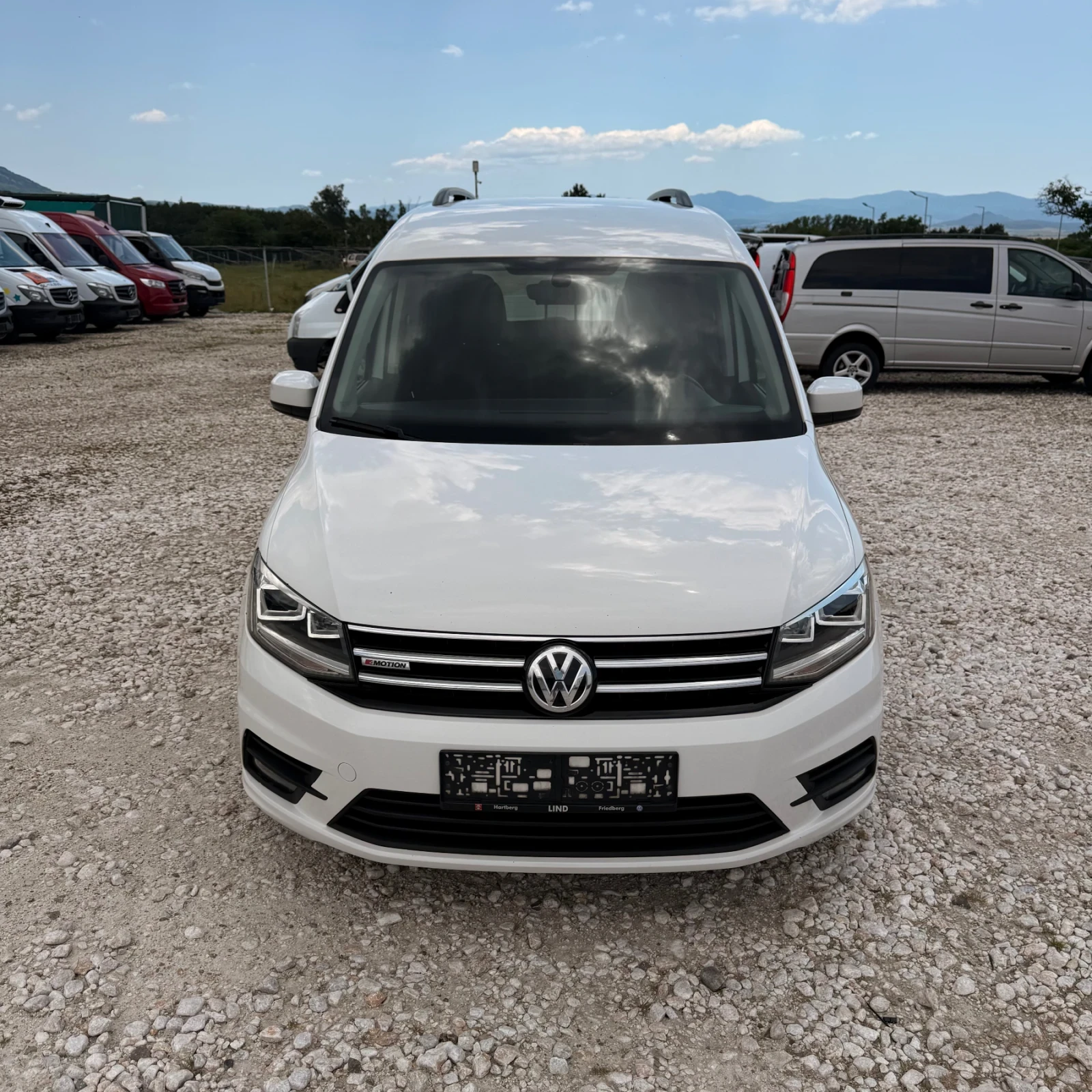 VW Caddy 4Motion-2.0TDi-DSG-Euro6, снимка 3 - Бусове и автобуси - 54866980