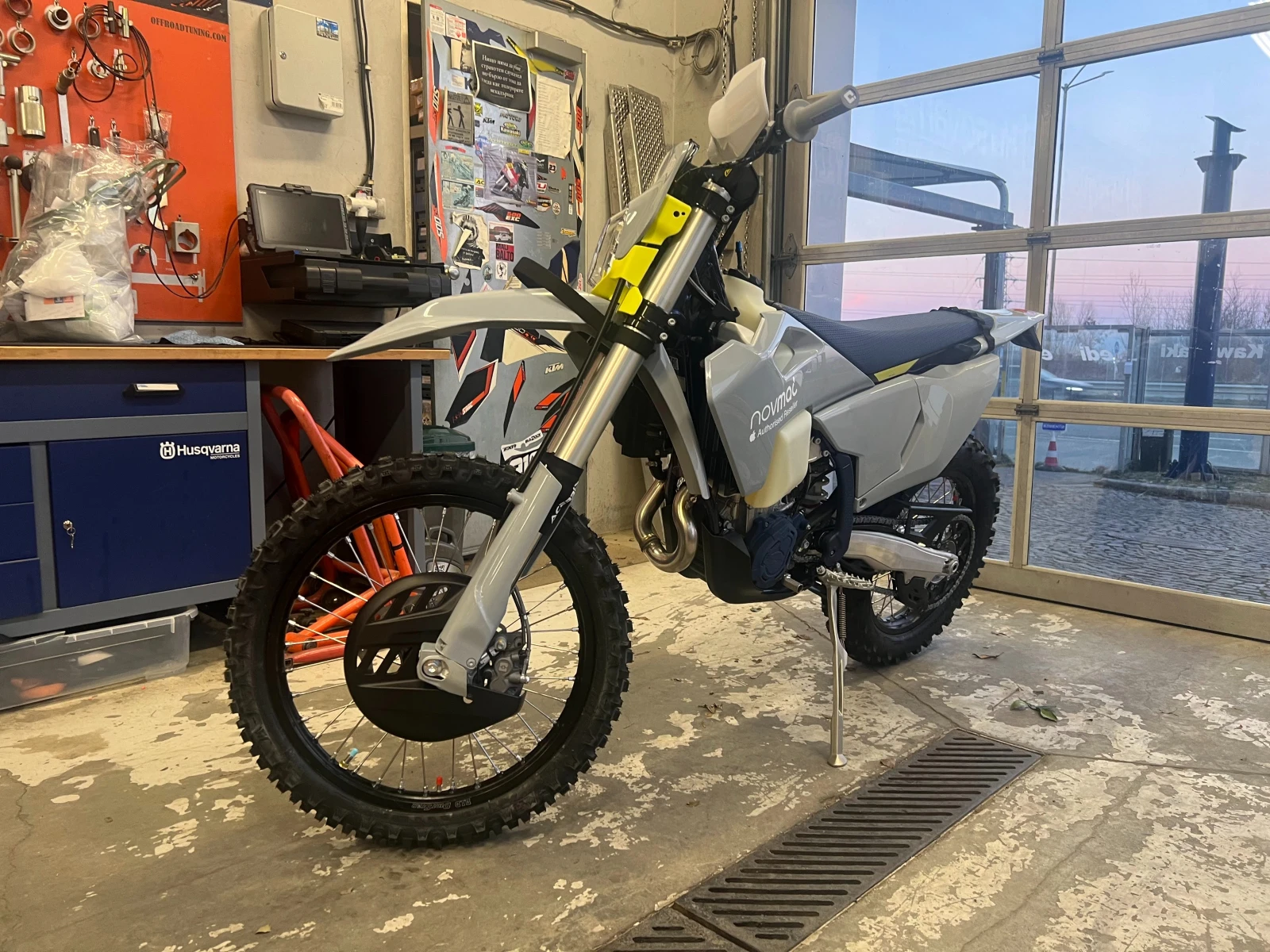 Husqvarna FE 450, снимка 5 - Мотоциклети и мототехника - 53856924