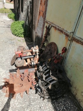 Друг вид Български резервни части и аксесоари за трактори, снимка 2