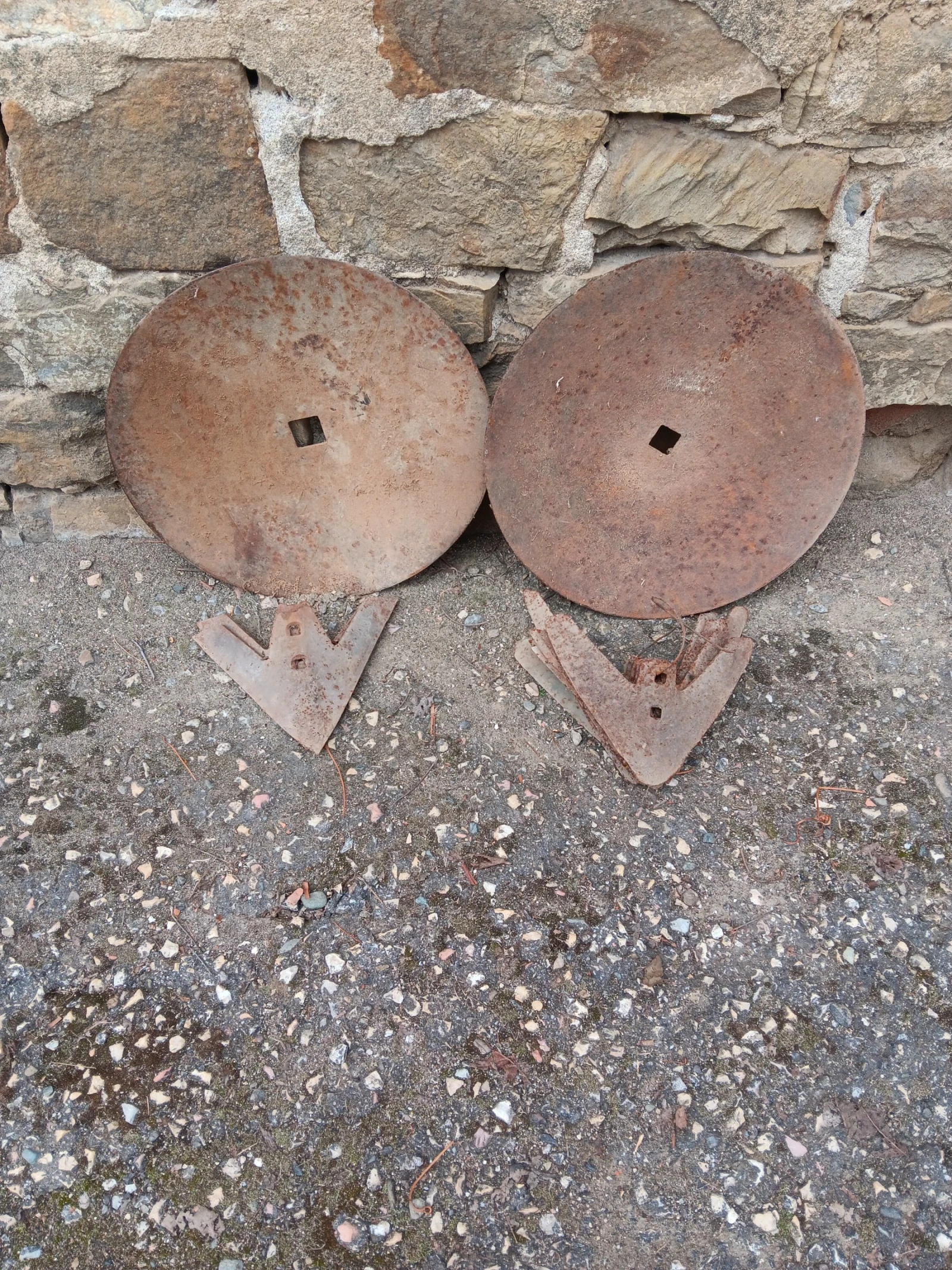 Друг вид Български резервни части и аксесоари за трактори, снимка 6 - Селскостопанска техника - 40395423