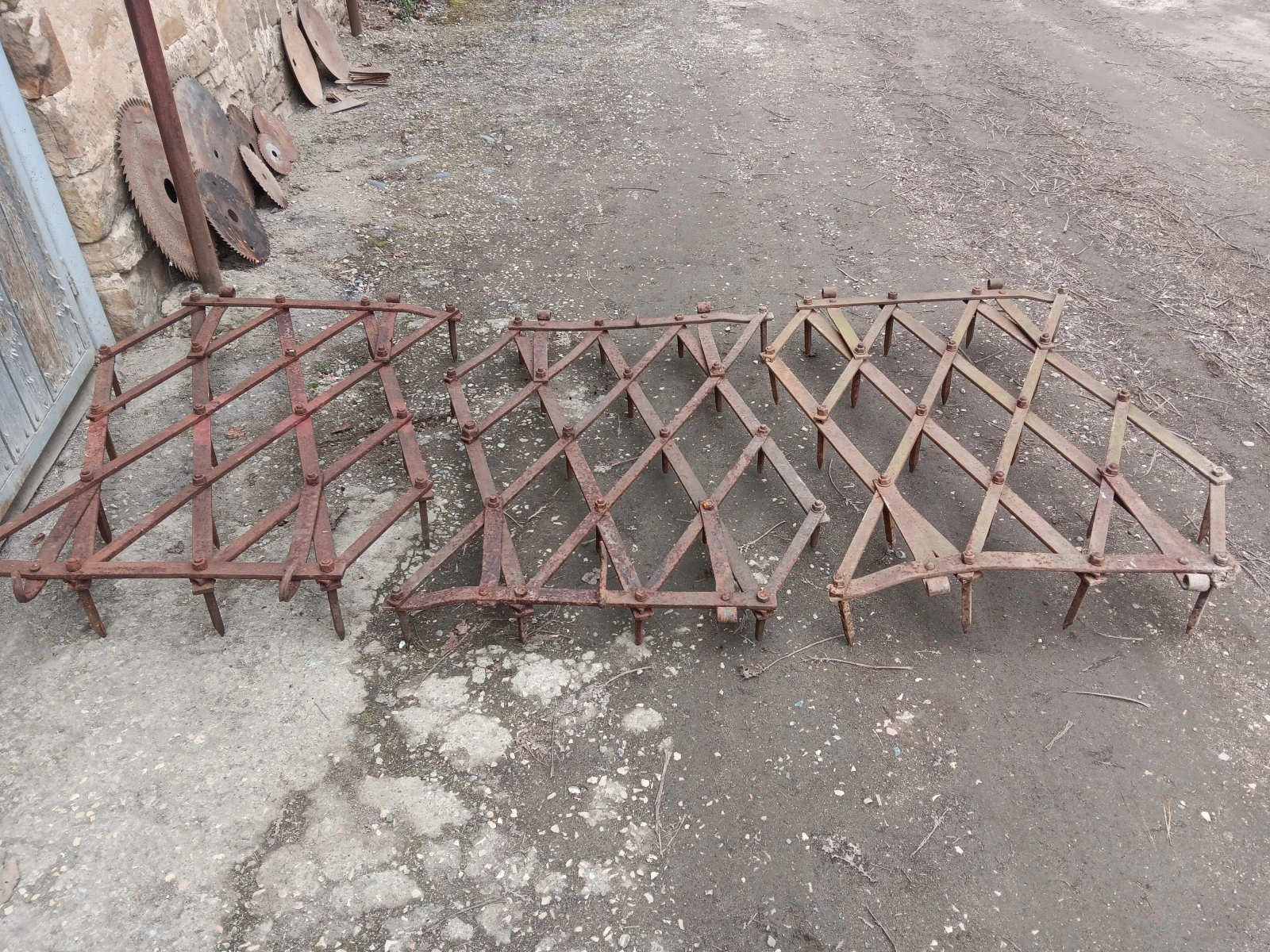 Друг вид Български резервни части и аксесоари за трактори, снимка 9 - Селскостопанска техника - 40395423