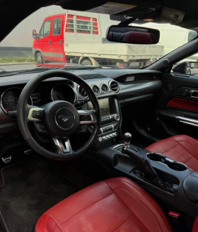 Ford Mustang Premium + Performance Pack, снимка 11