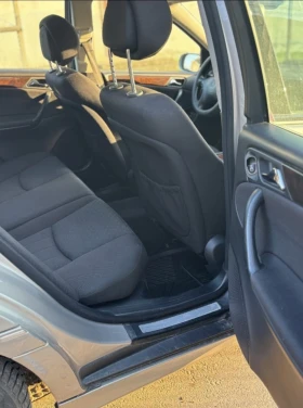Mercedes-Benz C 220, снимка 7