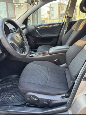 Mercedes-Benz C 220, снимка 8