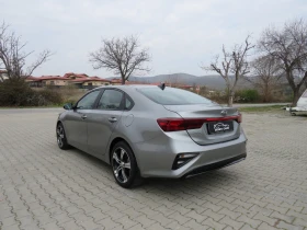 Kia Forte * * * 2.0i   3334.  | Mobile.bg    7