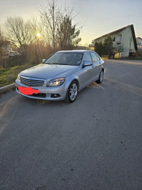 Mercedes-Benz C 200 Седан-АВТОМАТ - изображение 1