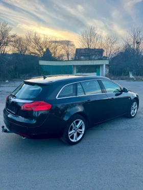Opel Insignia 1.6T Sports Tourer , снимка 4 - Автомобили и джипове - 53400373