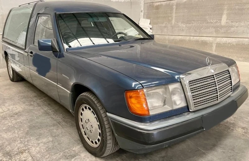 Mercedes-Benz 124, снимка 1 - Автомобили и джипове - 47544537