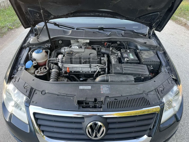 VW Passat 1.9TDi, снимка 13 - Автомобили и джипове - 47442305