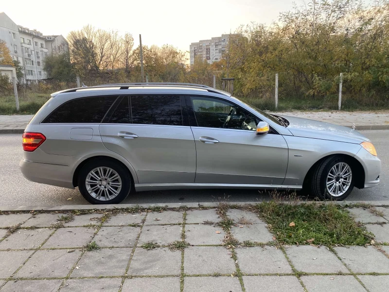 Mercedes-Benz E 200, снимка 3 - Автомобили и джипове - 48114261