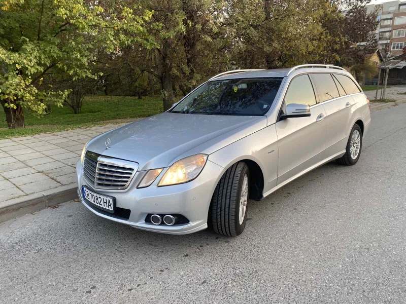 Mercedes-Benz E 200, снимка 7 - Автомобили и джипове - 48114261