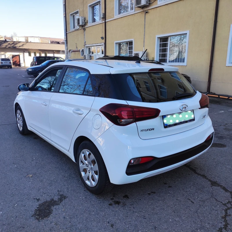 Hyundai I20 Фейслифт 1.2 бензин от България Евро 6C, снимка 2 - Автомобили и джипове - 49628005