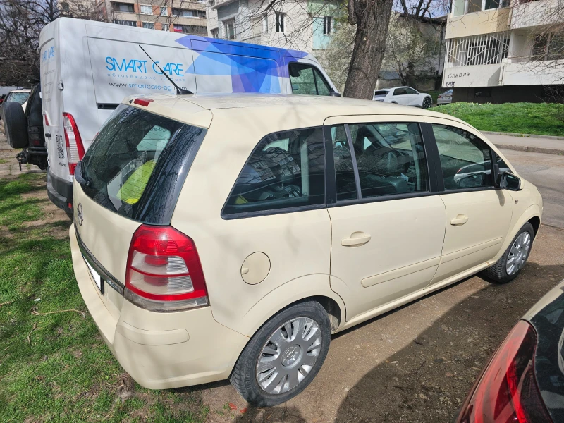 Opel Zafira, снимка 2 - Автомобили и джипове - 51623538