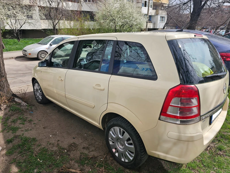Opel Zafira, снимка 6 - Автомобили и джипове - 51623538