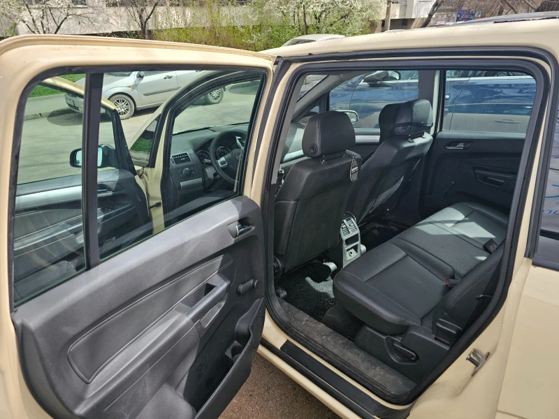 Opel Zafira, снимка 10 - Автомобили и джипове - 51623538