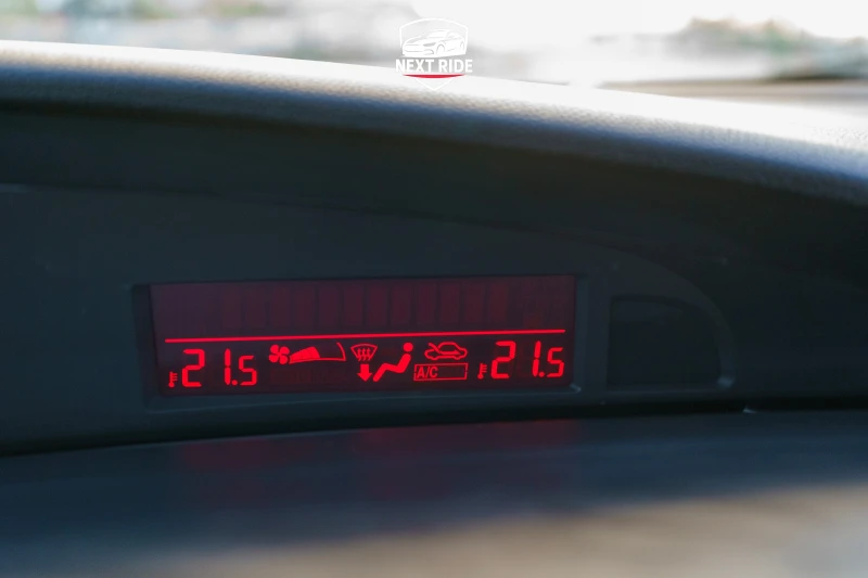 Mazda 3 1.6 HDI, Регистрирана, ТОП състояние, снимка 17 - Автомобили и джипове - 52052971