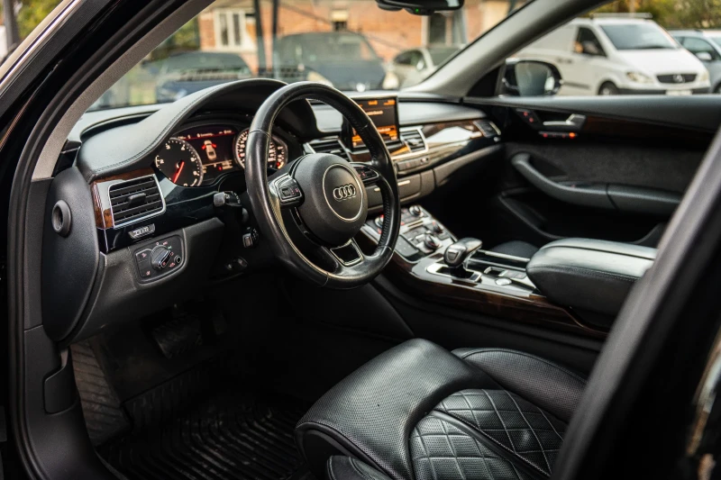 Audi A8 * 4.2TDI* MATRIX* SPORT EDITION* Quattro* , снимка 7 - Автомобили и джипове - 52235017