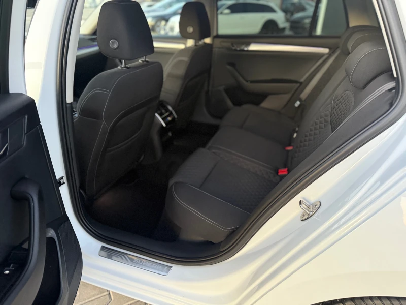 Skoda Superb 2.0TDI 150 ks Собствен лизинг !!!7170 лв, снимка 12 - Автомобили и джипове - 52382998