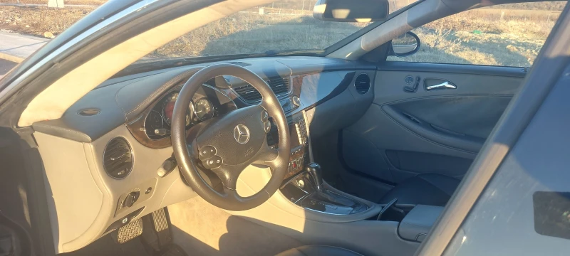 Mercedes-Benz CLS 500 V8 M113, снимка 5 - Автомобили и джипове - 52837467