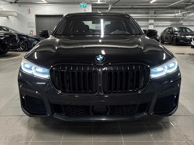 BMW 760 M760Li xDrive CARFAX АВТО КРЕДИТ , снимка 3 - Автомобили и джипове - 53246295