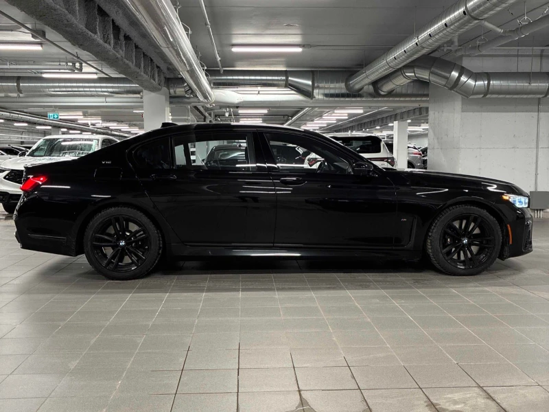 BMW 760 M760Li xDrive CARFAX АВТО КРЕДИТ , снимка 2 - Автомобили и джипове - 53246295