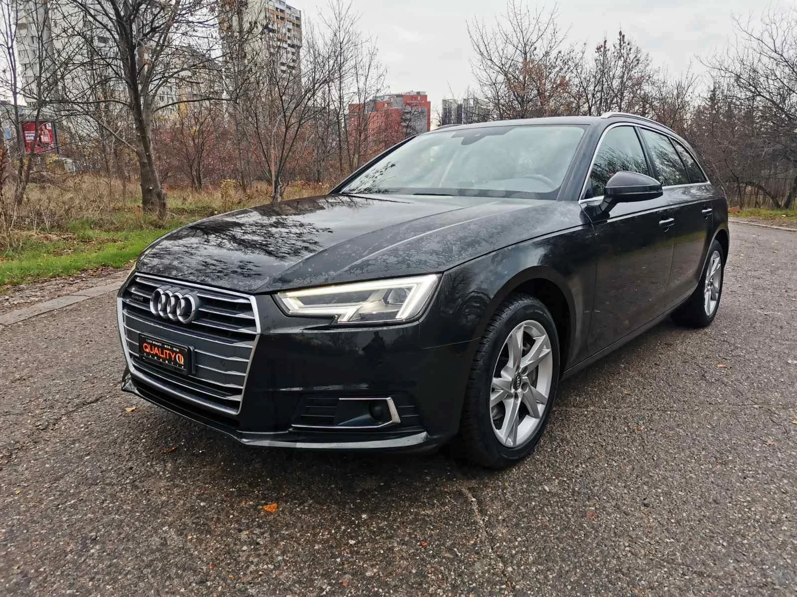 Audi A4 2.0 TDI QUATTRO  VIRTUAL COCKPIT   DISTRONIC LED, снимка 1