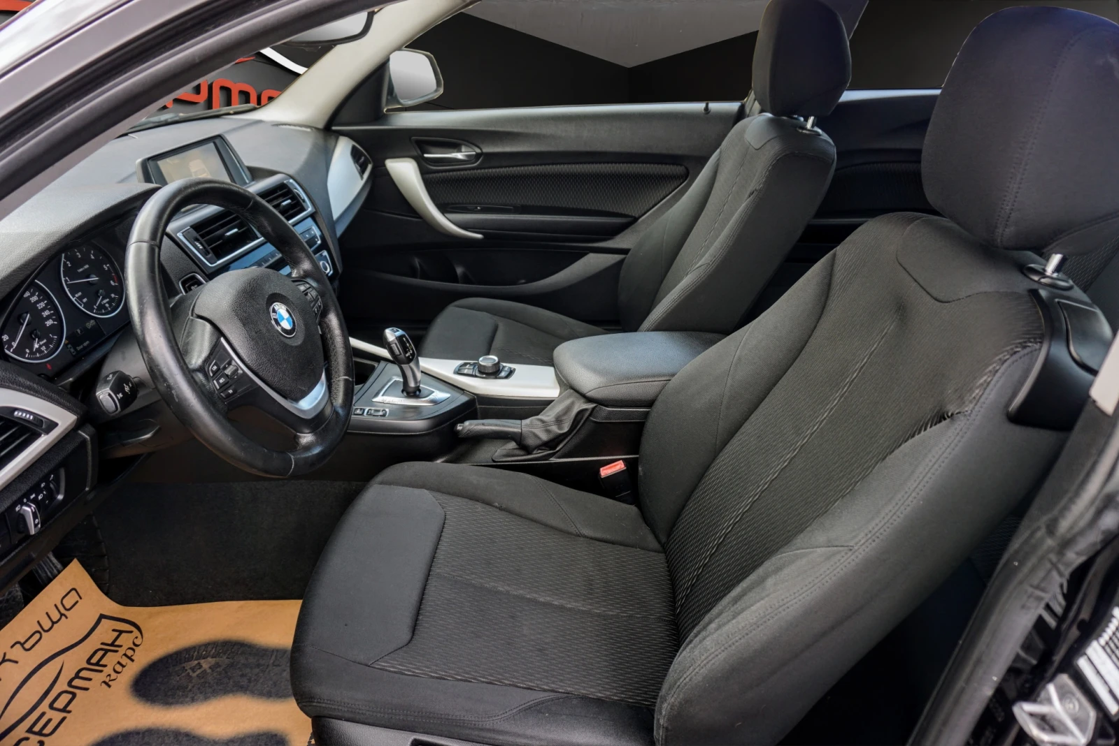 BMW 118 D Business AUTO , снимка 6 - Автомобили и джипове - 28636779