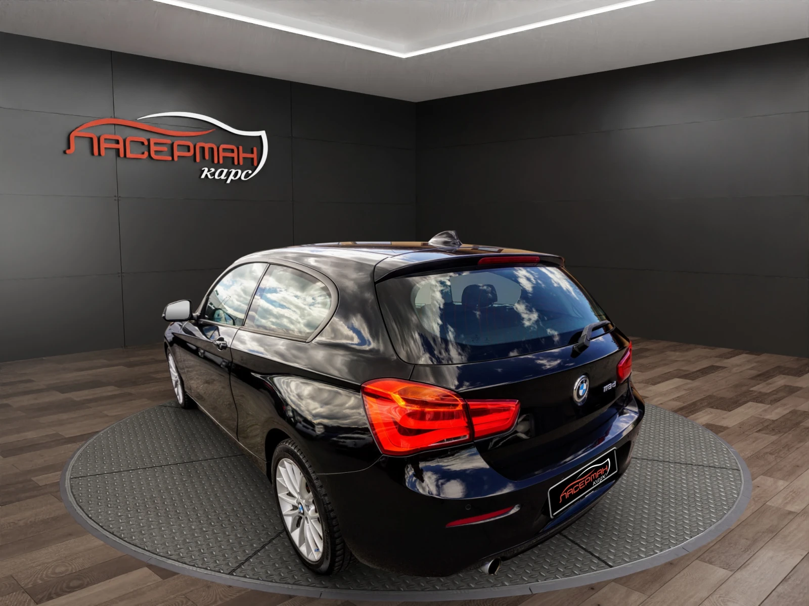 BMW 118 D Business AUTO , снимка 4 - Автомобили и джипове - 28636779