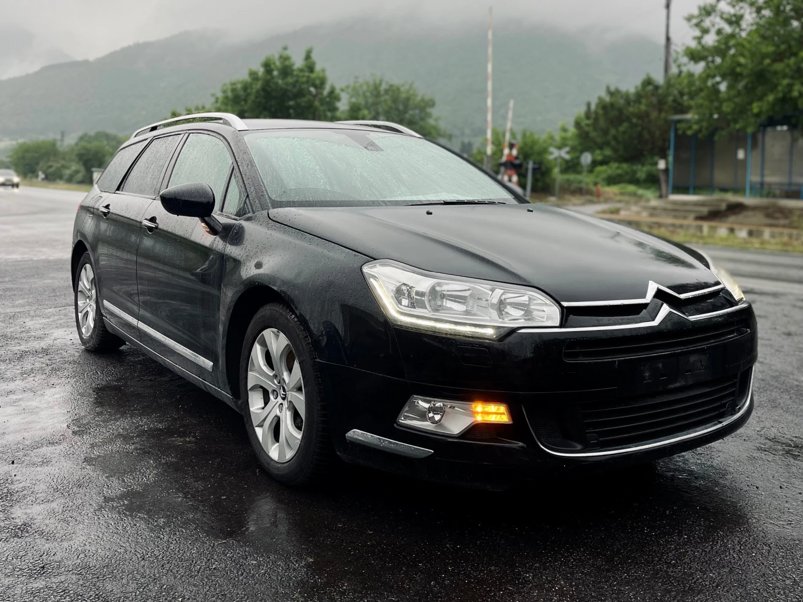 Citroen C5 * 3 ключа * сервизна история * фейслифт * Led *  - изображение 3