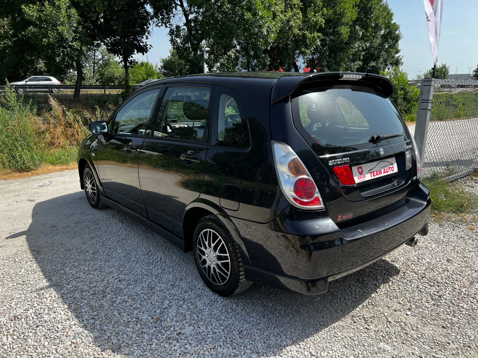 Suzuki Liana 1.6i AUTOMATIC 4X4 150000KM - изображение 6