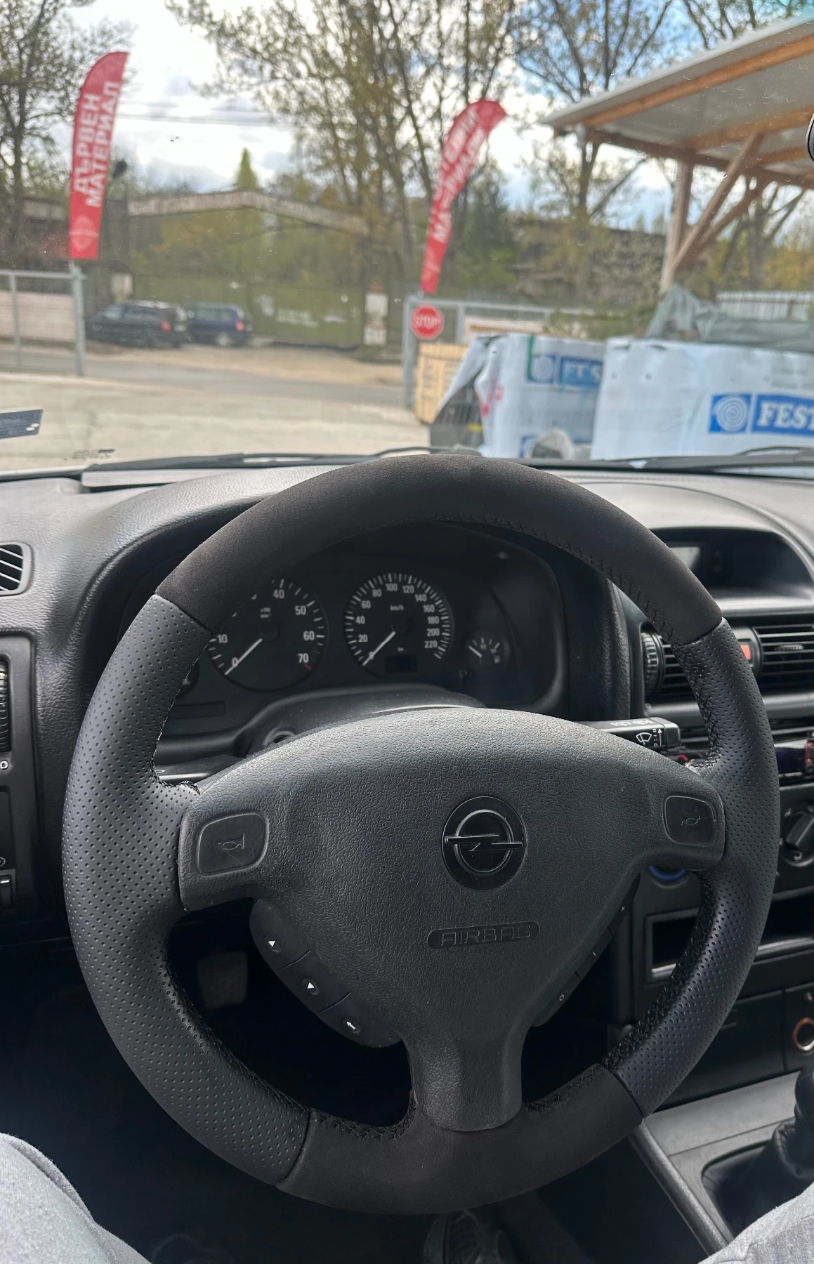 Opel Astra 1.6 - изображение 4