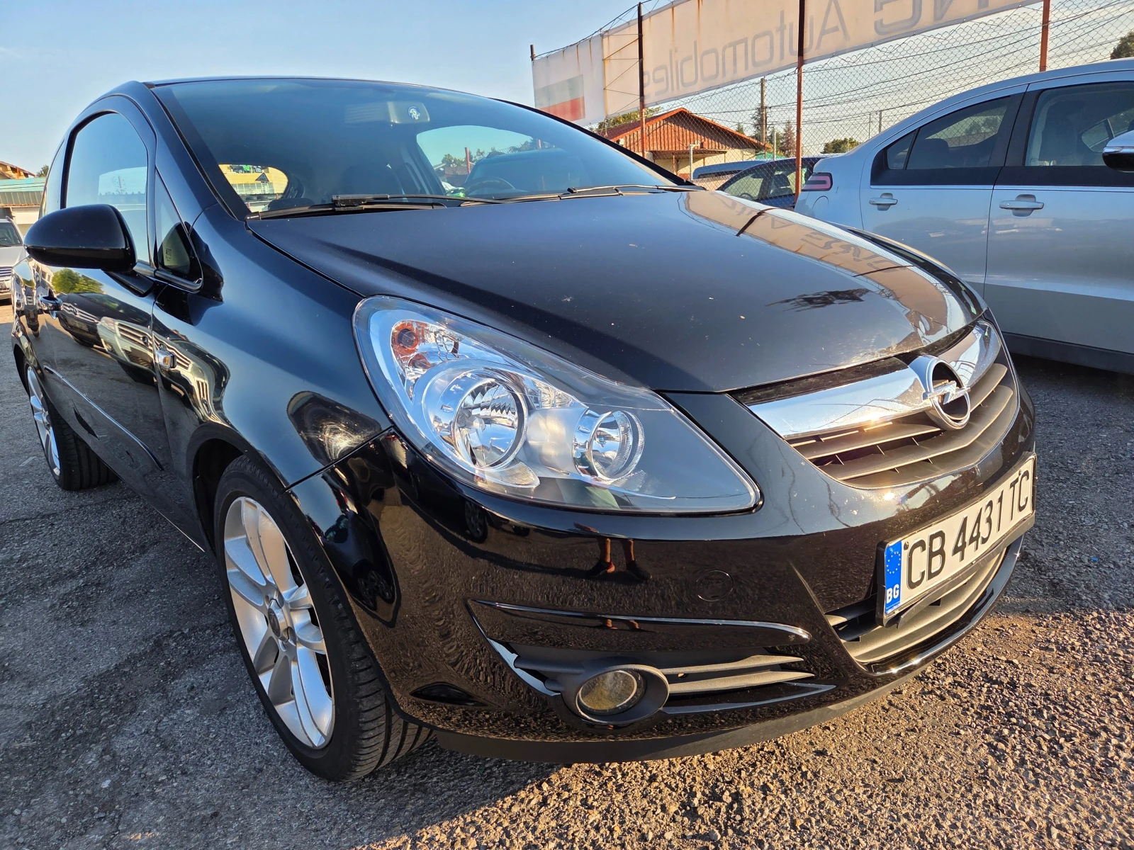 Opel Corsa 1, 4 GAZ - изображение 2
