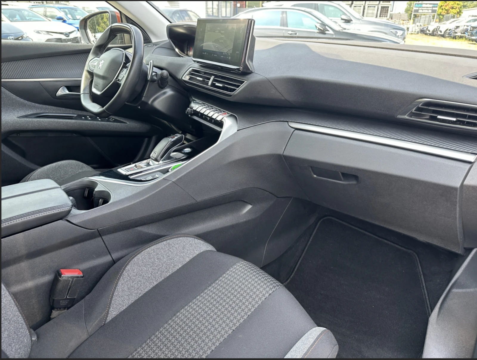 Peugeot 5008 1.2 Active Pack | Automatic | 7 Seats - изображение 9