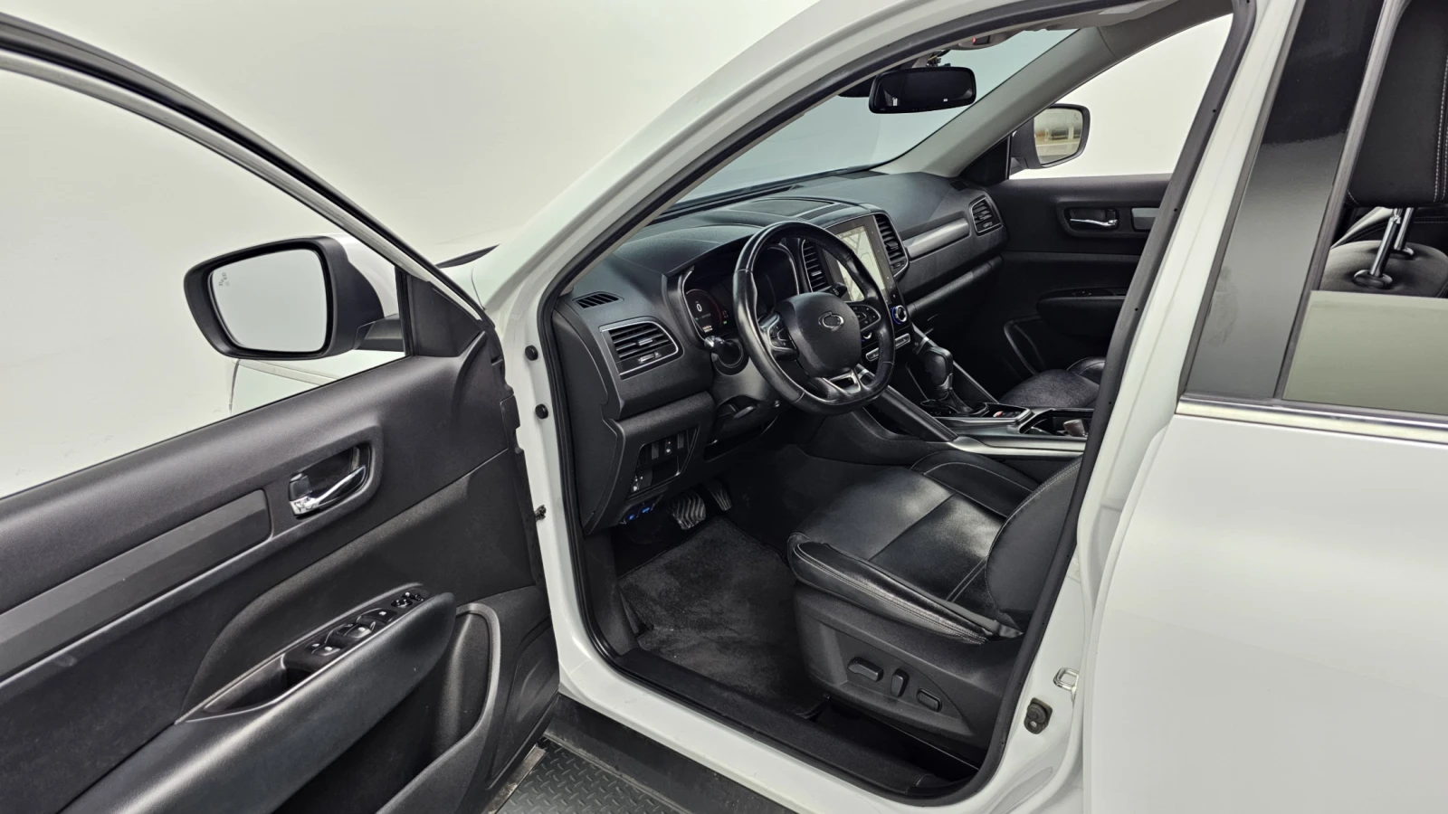 Renault Samsung SM6 2.0LPE - изображение 9