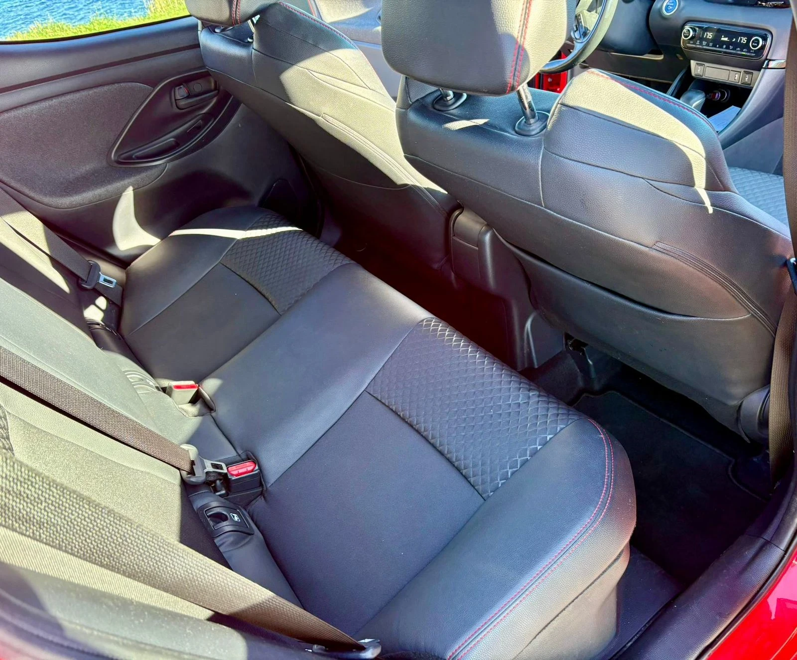 Toyota Yaris 1.5Hybrid/ GR | Mobile.bg   10