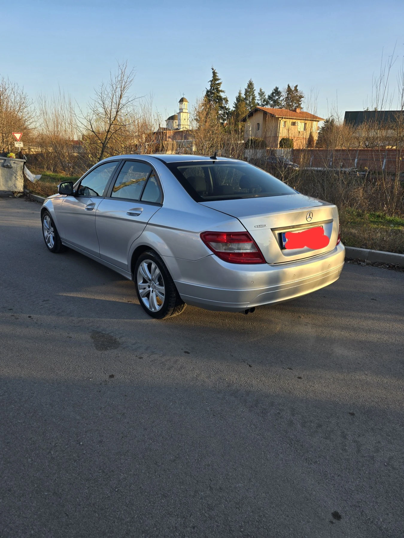 Mercedes-Benz C 200 Седан-АВТОМАТ - изображение 2