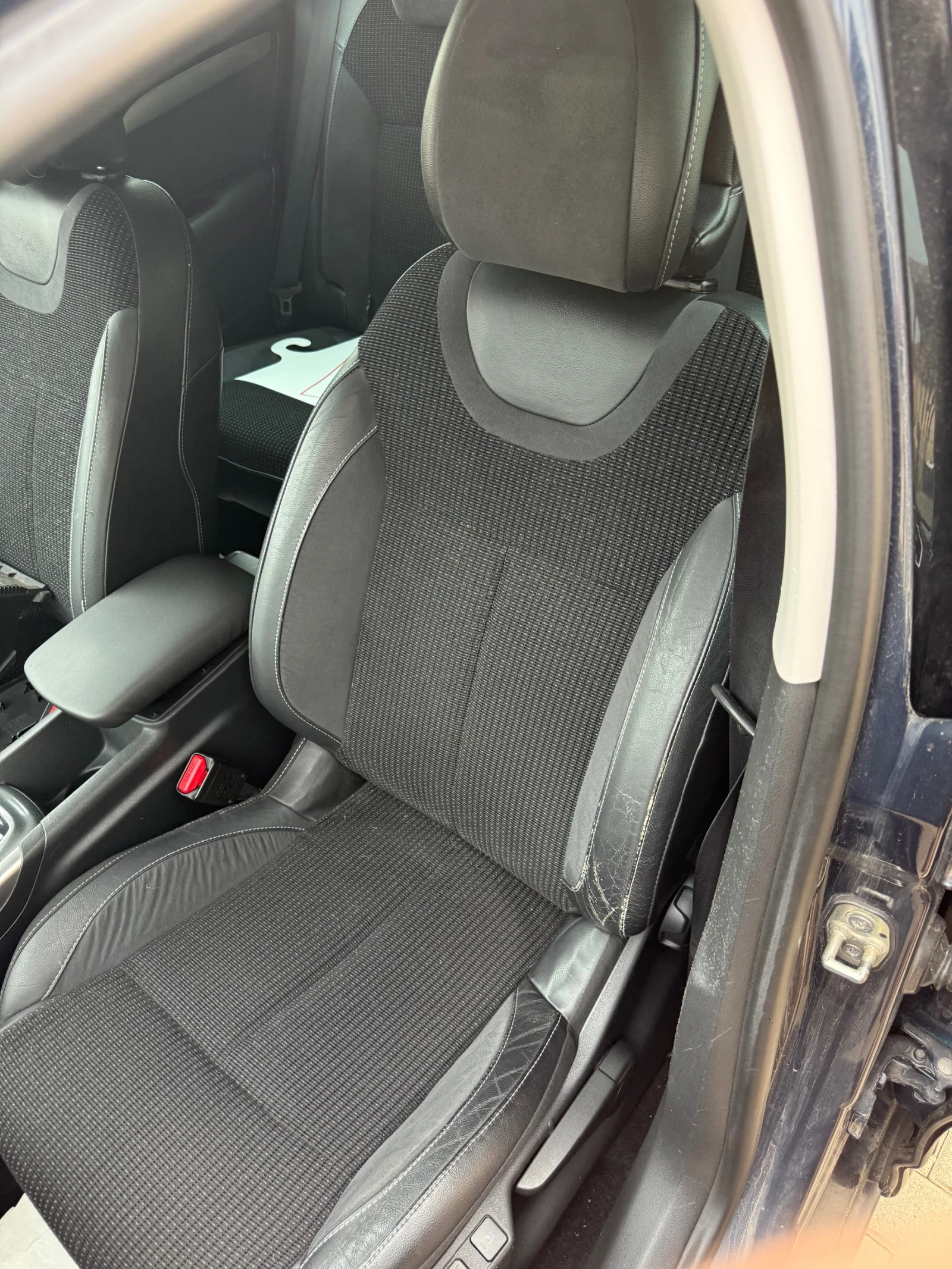 Citroen C4  - изображение 8