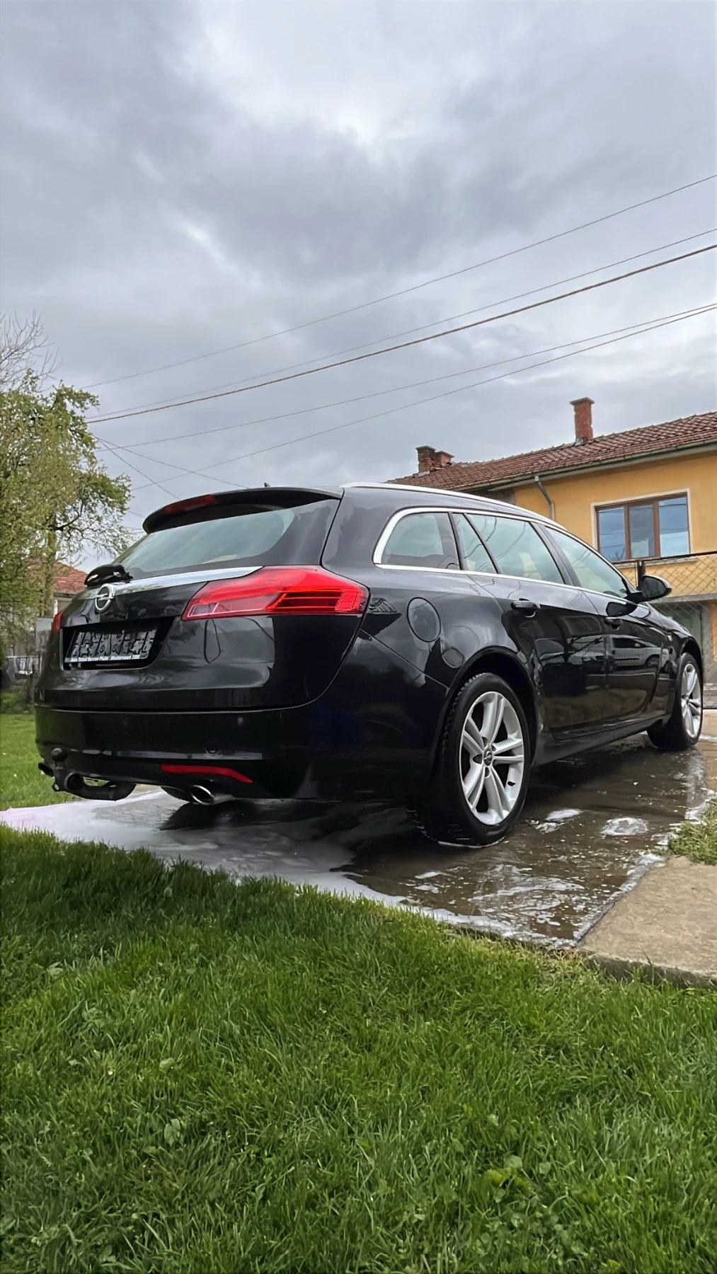 Opel Insignia 1.6T 180кс, снимка 2 - Автомобили и джипове - 53400373