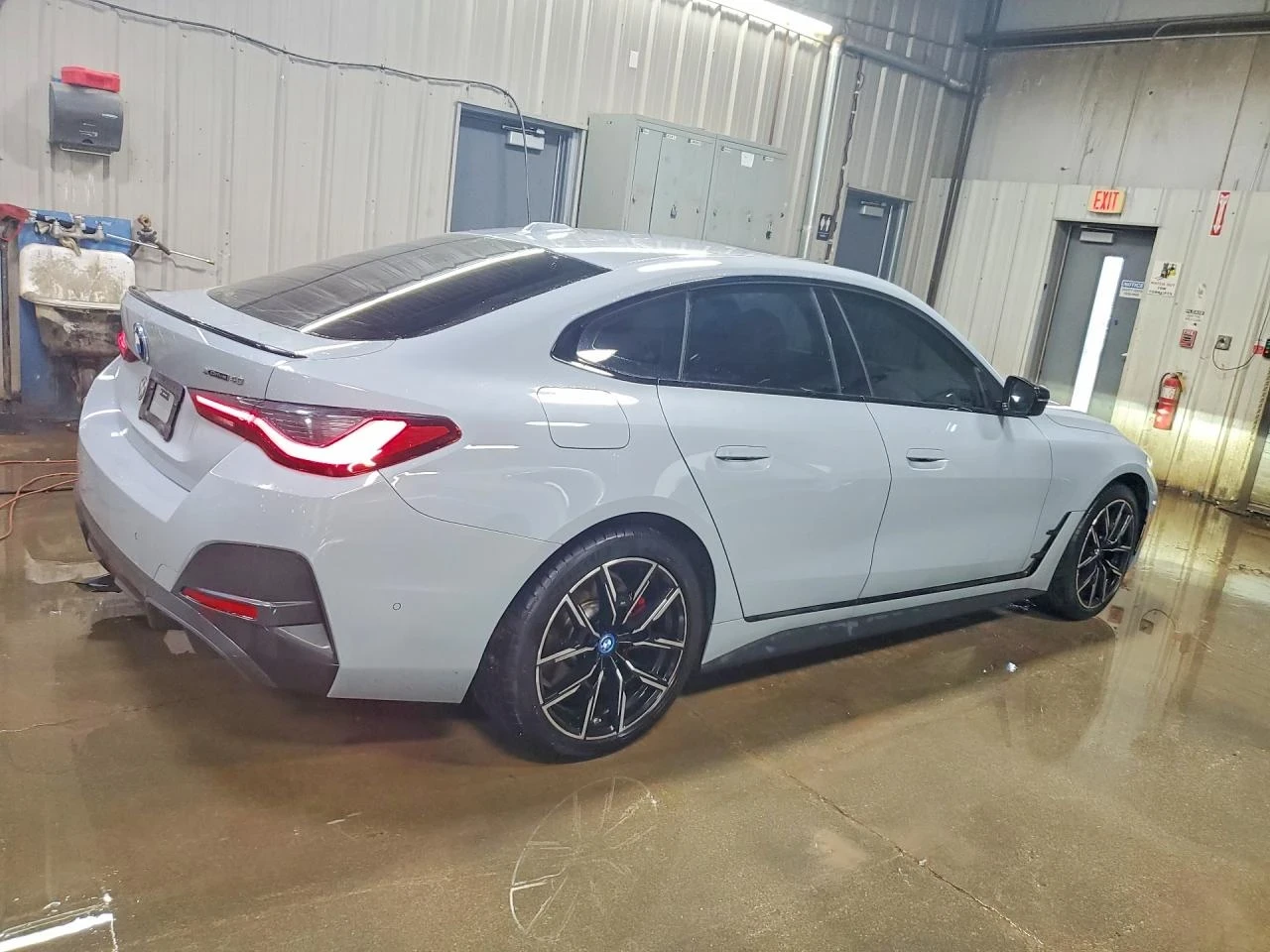 BMW i4 XDRIVE 40, снимка 4 - Автомобили и джипове - 53854008