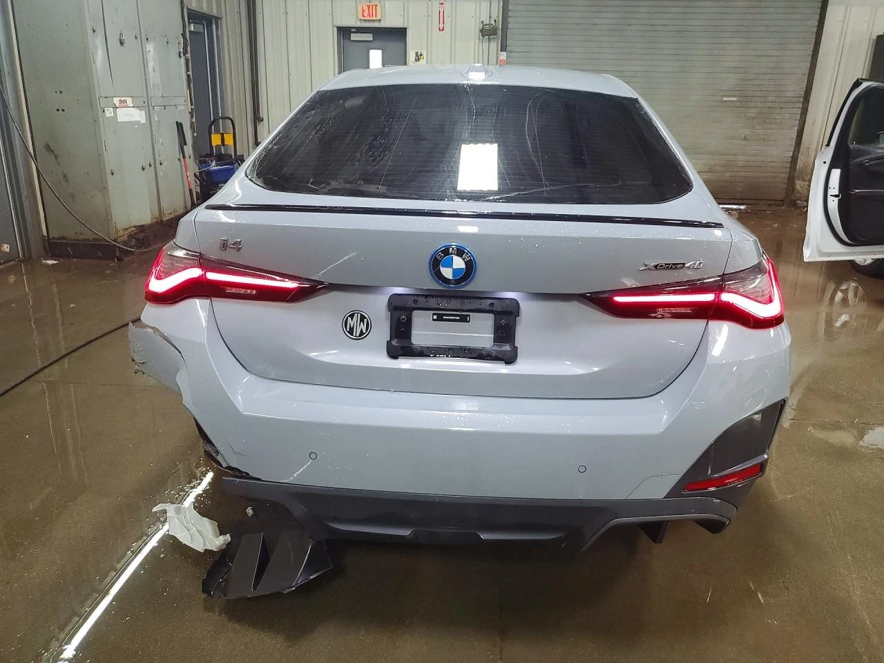 BMW i4 XDRIVE 40, снимка 5 - Автомобили и джипове - 53854008
