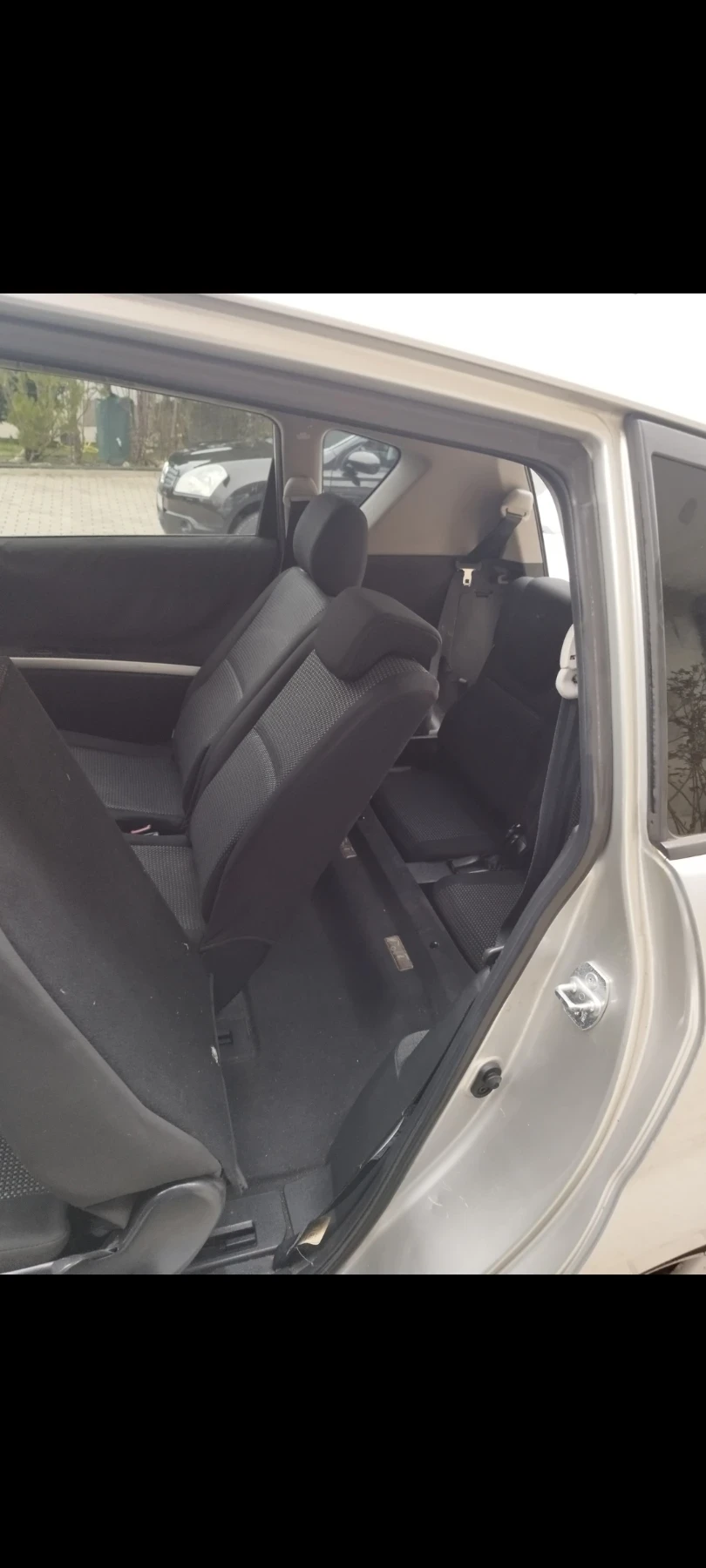 Toyota Corolla verso Toyota Corolla Verso 7 местен 2.2 D-cat 2007 TOP , снимка 10 - Автомобили и джипове - 53921727