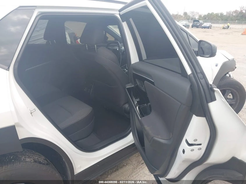 Subaru Solterra Premium, снимка 8 - Автомобили и джипове - 54016772