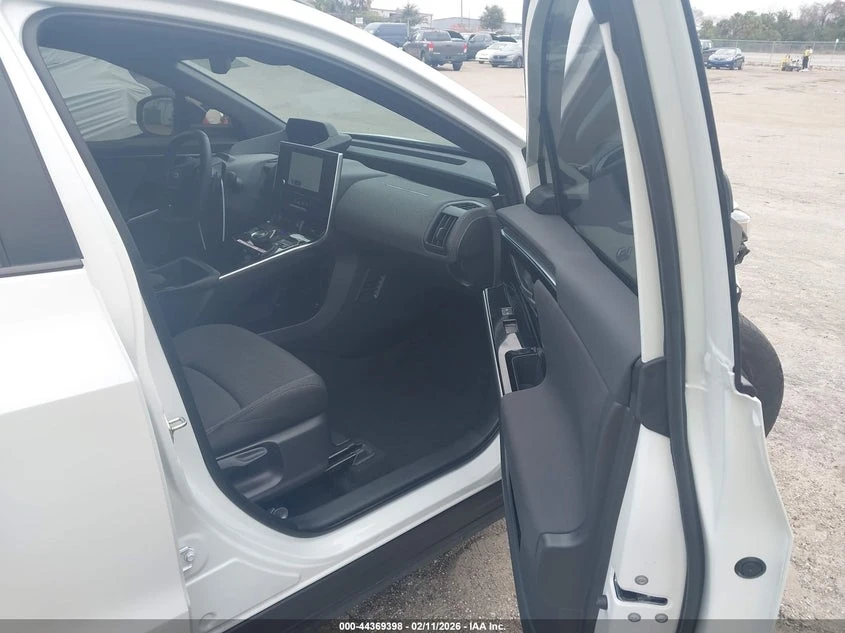 Subaru Solterra Premium, снимка 5 - Автомобили и джипове - 54016772