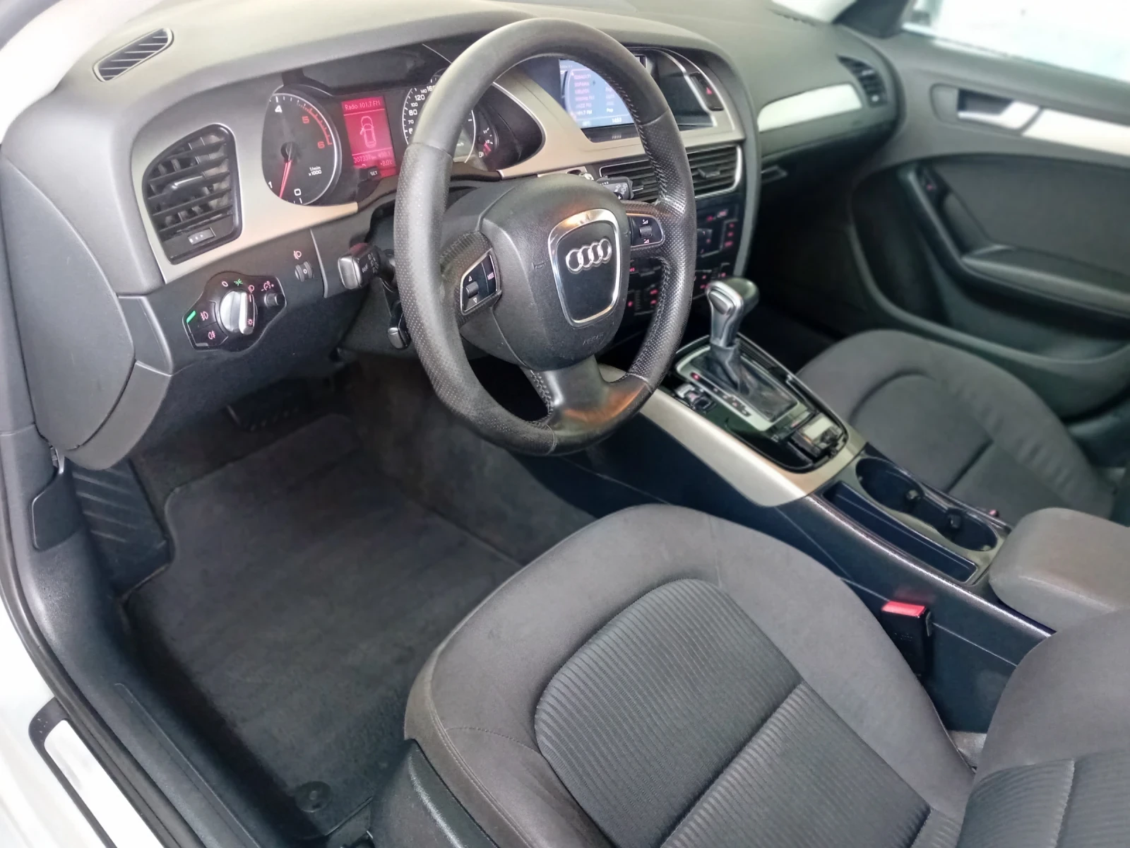 Audi A4 2.7TDI S-line, снимка 8 - Автомобили и джипове - 54068907